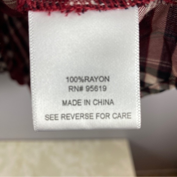 Fever Red Plaid Longline Popover Blouse Small NWT - Picture 11 of 12